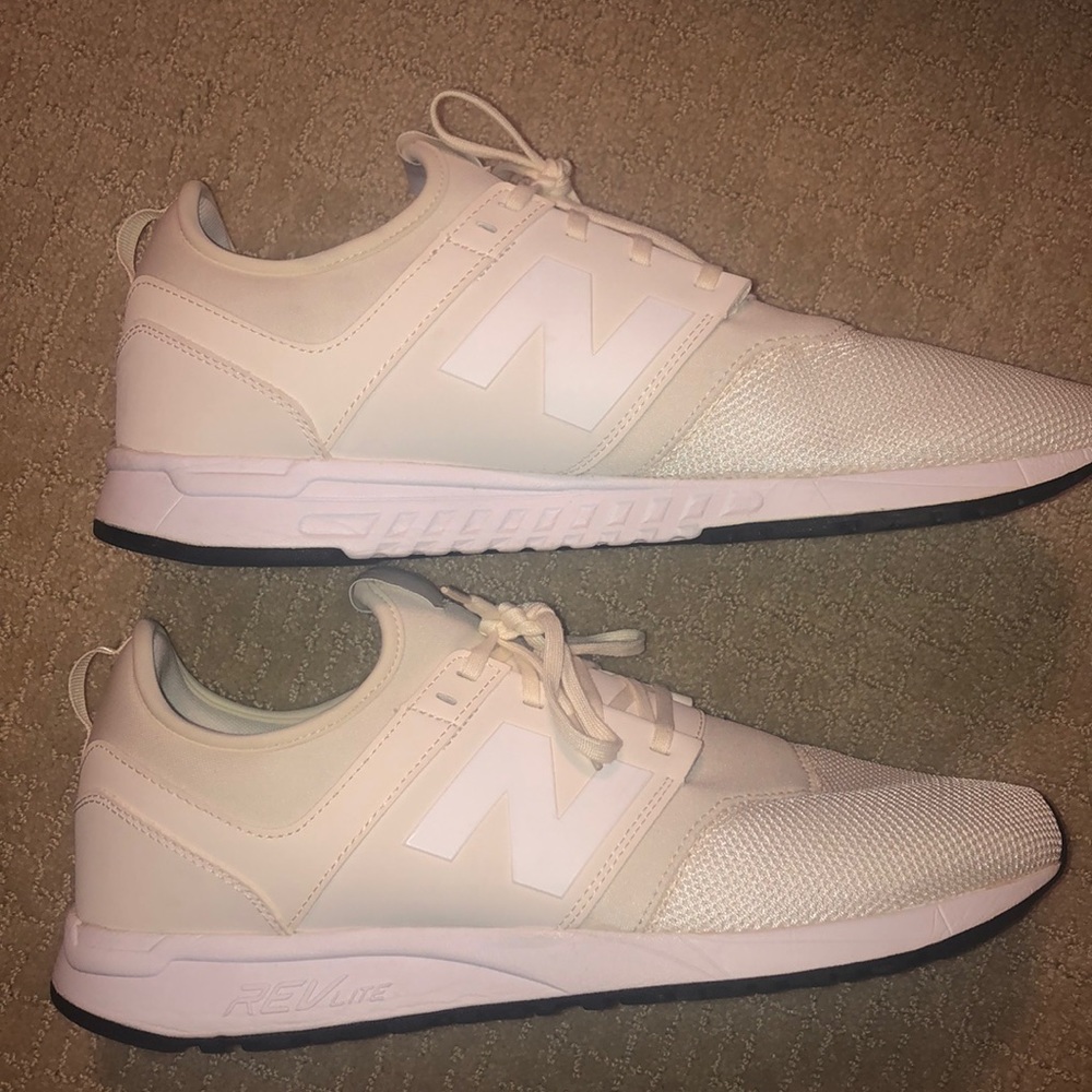 Creme new balance 247